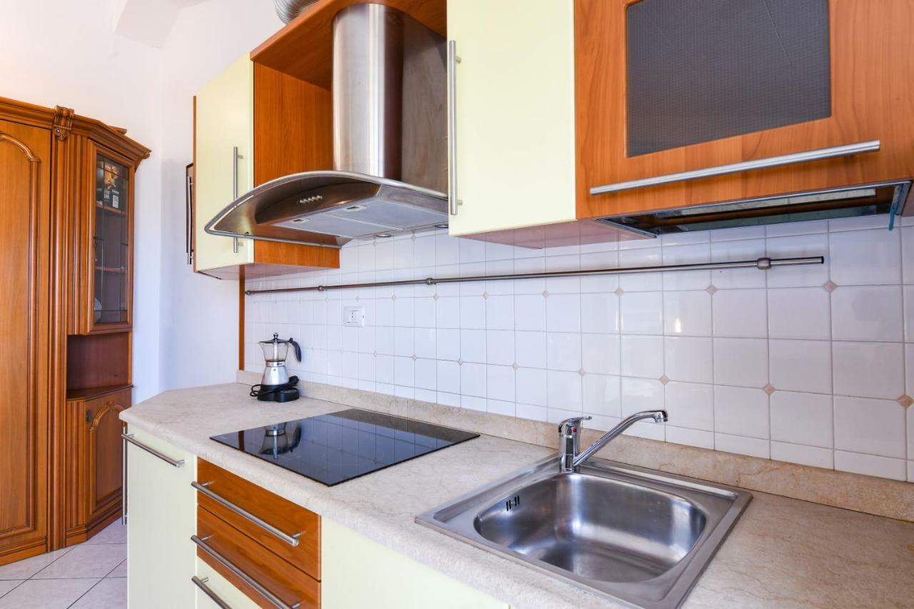 Sarno Apartments Caravaggio Sirmione Dış mekan fotoğraf